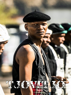 voir Tjovitjo Saison 2 en streaming 